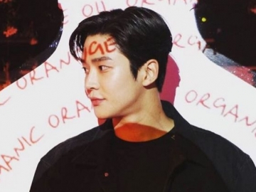 Rowoon Pancarkan Pesona Memikat di Pemotretan Terbaru, Netizen Auto Menjerit Histeris