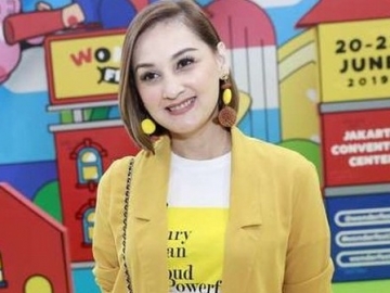 Kebalikannya, Mona Ratuliu Justru Petik Pelajaran Berharga dari Sang Anak yang Baru 11 Tahun