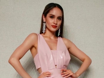 Cuma dengan OOTD ke Supermarket, Cinta Laura Sukses Bikin Enggan Berpaling