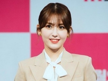 Unggah Foto Olahraga, Perut Rata Jeon Somi Membentuk Abs Langsung Curi Atensi Netizen