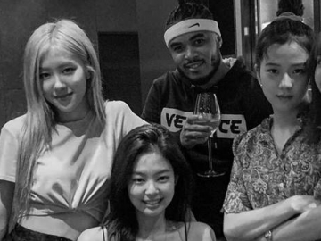 Produser Ariana Grande Ungkap Kerja Keras BLACKPINK Saat Rekaman