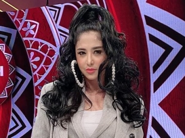 Dewi Persik Curhat Soal Corona Sambil Kecam Aksi Tukang Gosip, Sindir Siapa?