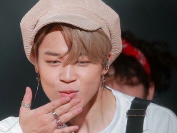 Main TikTok Usai Bikin Dalgona, Visual Kepala ‘Besar’ Jimin Bikin Ngakak