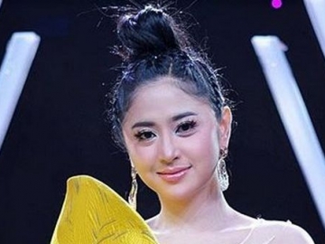 Dewi Persik ‘Ciduk’ Netizen yang Sebut Konflik Keluarganya Cuma Settingan, Tuai Komentar Begini