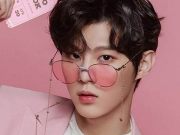 Jelang Debut Solo, Kim Wooseok Umumkan Nama Klub Penggemar