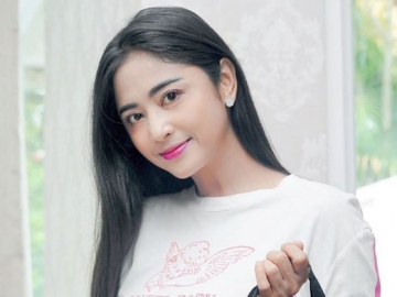 Dewi Persik Ajari Cimoy Montok Mengaji dan Janjikan Uang Rp 500 Ribu Jika Bisa Hafalkan Ini