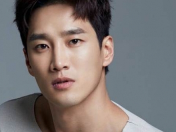 Ahn Bo Hyun 'Itaewon Class' Akui Masih Cari Jati Diri