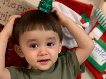 Dibuatkan Papan Iklan Oleh Fans, Bentley Hammington Bikin Gemas Ungkap Terima Kasih