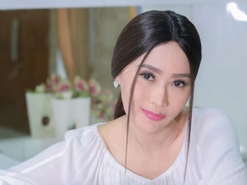 Suami Didandani Bak Bayi Besar, Video Lucu Inul Daratista Ini Langsung Banjir Komentar