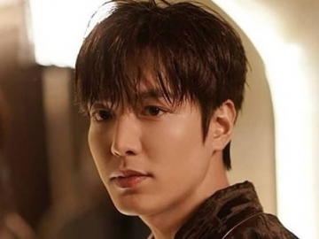 Bertemu Disela Syuting 'The King: Eternal Monarch', Sifat Asli Lee Min Ho Dibongkar Fans