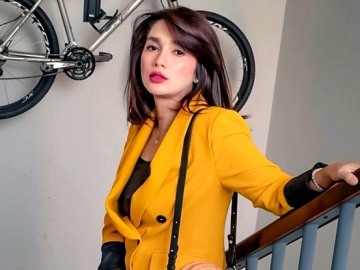 Ussy Sulistiawaty Pede Tunjukan Wajah Usai Mandi, Sosok Putri Bontot Curi Perhatian