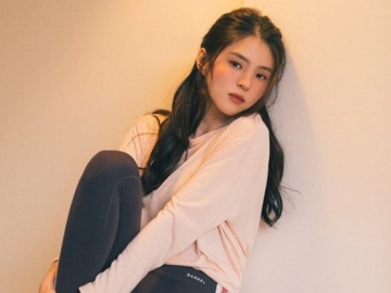 Makin Terkenal, Han So Hee Pancarkan Pesona Memikat di Pemotretan Bersama Merk Busana Barrel