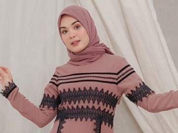 7 Penampilan Anggun Vebby Palwinta Ini Bisa Ditiru untuk Inspirasi Style Lebaran