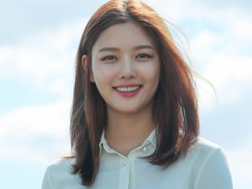 Kim Yoo Jung Jadi Penjaga Toko Cantik di ‘Backstreet Rookie’