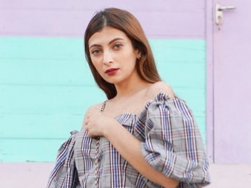 Lelang Keperawanan Diakui Cuma Sarkas, Sarah Keihl Tebus Kesalahan dengan Berbagi 1000 Sembako