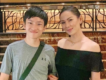 Kunjungi Anak di Rumah Deddy Corbuzier, Sedihnya Kalina Oktarani Tak Bisa Peluk Cium Azka