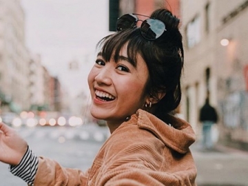 Berani Pasang Ekspresi Nyeleneh di Pemotretan Terbaru, Visual Febby Rastanty Malah Dijunjung