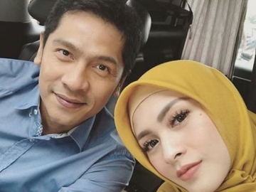 Ungkap Foto Pertama Kali Berhijab, Donita Kenang Adi Nugroho Kebingungan