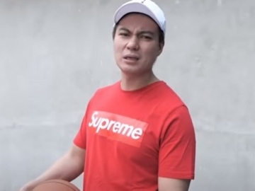 Baim Wong Tegur Empat Pria Yang Paksa Minta Diberi Bantuan