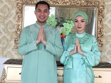 Pamer Foto Lebaran Pertama Bareng Suami, Zaskia Gotik Banjir Komentar Ini