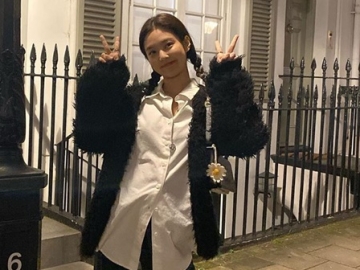 Jennie BLACKPINK Sapa Fans Dengan Slogan Khas BLINK Auto Bikin Histeris