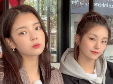 Yeji Kompak Bareng Member ITZY, Potret Kebersamaan Bareng Lia Paling Intim