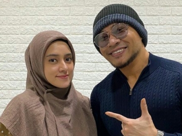 Diam-diam Ngefans Deddy Corbuzier, Fairuz A. Rafiq Sampai Salah Tingkah Sendiri Kala Bertemu