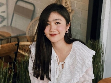 Diisukan Pacaran dengan Verrell Bramasta, Vebby Rastanty Malah Mesra Sepayung Bareng Aktor Ini