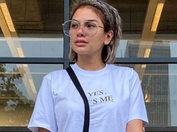  Lelang Mobil, Nikita Mirzani Beli Range Rover Rp 7 Miliar