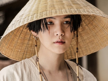 Big Hit Benarkan Suga Kutip Khotbah Milik Jim Jones di Lagunya dan Ungkap Permintaan Maaf