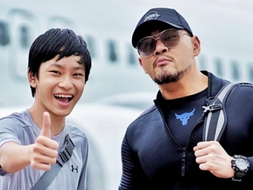 Potret Terkini Azka Anak Deddy Corbuzier Pamer Otot Lengan dan Perut, Disebut Makin Mirip Bruce Lee