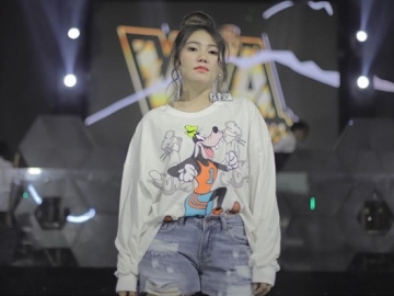 Tetangga Dirumahkan dari Pekerjaan, Via Vallen Disalahkan Karena Kabarkan Adik Positif Corona