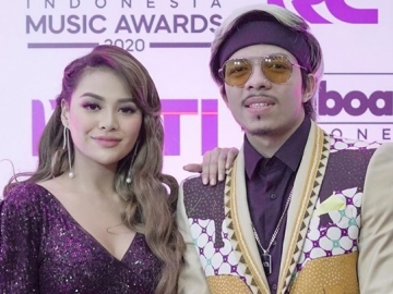 Digoda Rekan Artis, Aurel Hermansyah Unggah Foto Bareng Atta Halilintar di Tengah Masalah Keluarga