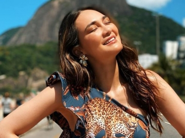 Luna Maya Dianggap Pancarkan Kesedihan di Video Terbaru, Benarkah?