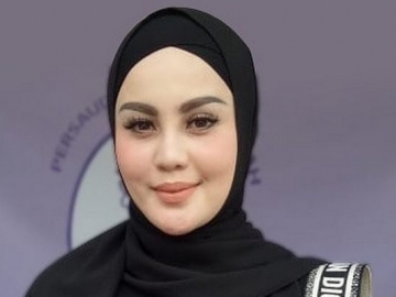 Ketuk Palu, Jennifer Dunn Tak Lagi Punya Status 'Poliandri'