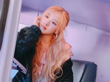 Tampil Menawan di Cover Majalah ELLE, Kecantikan Rose Disebut Gak Ada 'Akhlak'