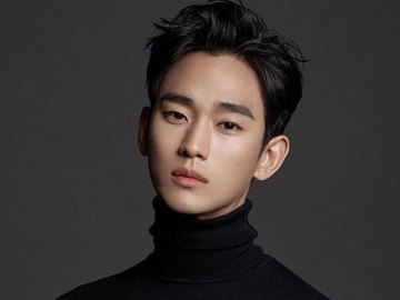 Kim Soo Hyun Spam Instagram dengan Foto-Foto Lucu, Fans: Pasti Dapat Tebengan Wifi