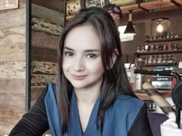 Sah, Paras Angelica Simperler Kala Ijab Kabul Jadi Buah Bibir