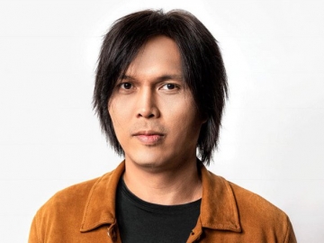 Once Mekel Tegaskan Sang Ibu Meninggal Dunia Bukan Gara-gara Covid-19