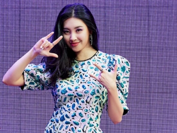 Keukeuh Bantah Tudingan Implan Payudara, Sunmi Berharap Bisa Buktikan Pakai Foto X-Ray