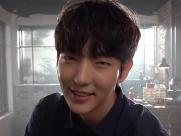 Lee Jun Ki Berlumuran ‘Darah’ Saat Pemotretan ‘Flower of Evil’