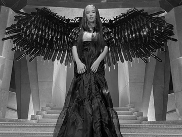 Jennie Akhirnya Kembali dengan Rambut Hitam, Begini Komentar Beragam dari Fans