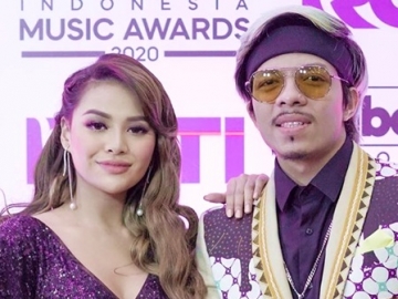 Diduga Ada Kode Nama Atta Halilintar di Lagu Aurel Hermansyah, Benarkah?