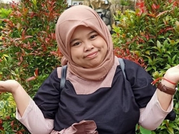 Kekeyi Rahmawati Lagi-lagi Tuai Pro dan Kontra Usai Tangisi Akun Instagram Hilang