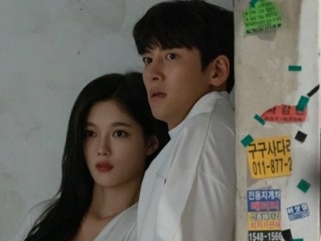 Sempat Dicibir, Kedekatan Ji Chang Wook dan Kim Yoo Jung di 'Backstreet Rookie' Curi Perhatian