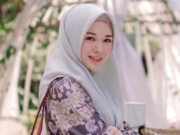 Pertanyaan ‘Tipe Idaman’ Viral, Selebgram Ayana Moon ‘Latah’ di Foto Bareng Adik Tampan