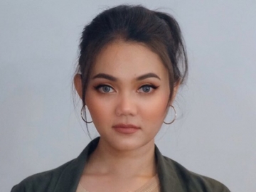 Rina Nose Tampil dengan Rambut Baru, Disebut Barbie Hingga Mirip Lisa BLACKPINK