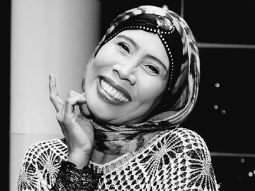 Omas Sempat Jual Tanah Demi Bangun Masjid dan Berangkatkan Para Janda Umrah