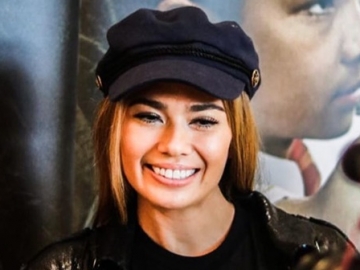 Diamankan Sendirian, Catherine Wilson Akui Pemilik 2 Paket Diduga Sabu