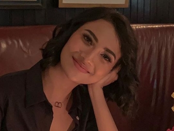 Baru Sepekan Melahirkan, Bentuk Tubuh Vanessa Angel Bikin Iri Gara-Gara Sudah Kembali Ramping 